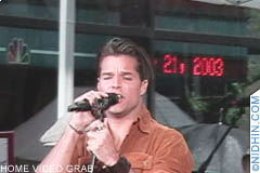 Ricky Martin ~ Tal Vez ~ Almas del Silencio